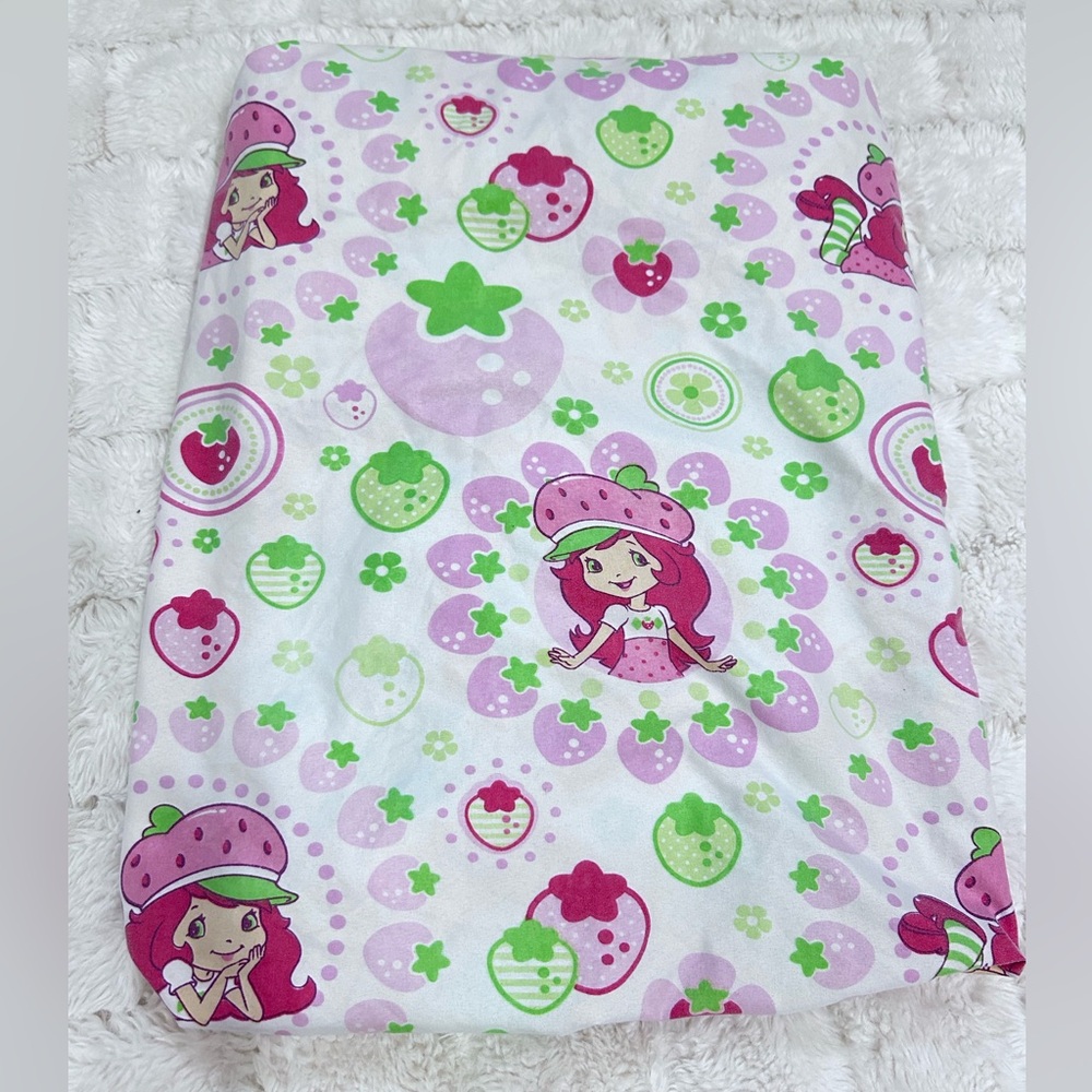 Strawberry Shortcake Infant Baby Crib Size Fitted Sheet
